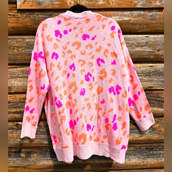 Jodifl Boutique Barbie Leopard Print Pink & Orange Sweater Cardigan W/ Pockets - Picture 4 of 10